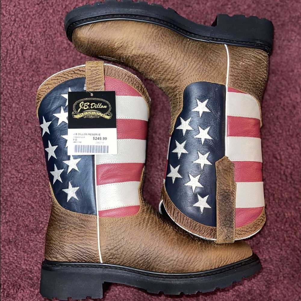 Size 9 1/2 men’s